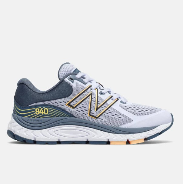 W New Balance 840 v5